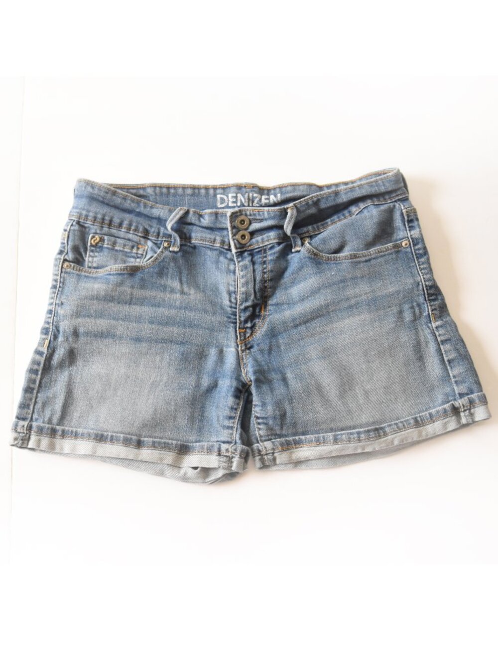 Denizen Levis Women’s Denim Shorts Size 4 Medium Blue Stretch Cuffed Mid Rise